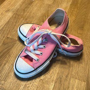 Girls Converse All-Star Low-Cut Sneaker - PINK!